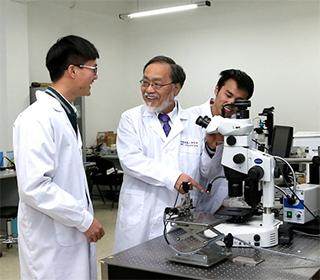 浅谈与汽车传感器相关的微纳机器人技术